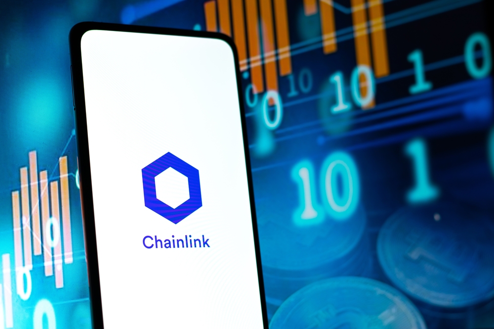 Chainlink (LINK) демонстрирует рост на 3,6% благодаря интеграции со Stellar, расширяющей возможности работы с реальными активами.