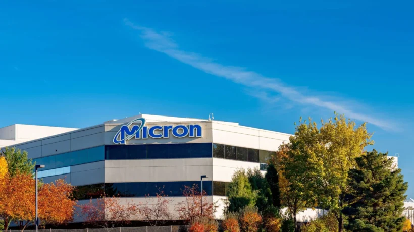 Акции Micron (MU) взлетели до $1000 на фоне бума AI-памяти