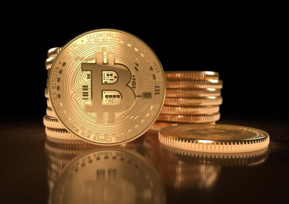 Аналитик CryptoCon: Дно Биткоина ещё не достигнуто, несмотря на семь медвежьих флагов